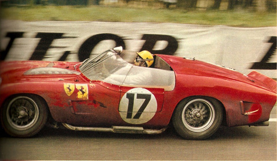 Paddock : Kit Ferrari 250 TRI le Mans 1961